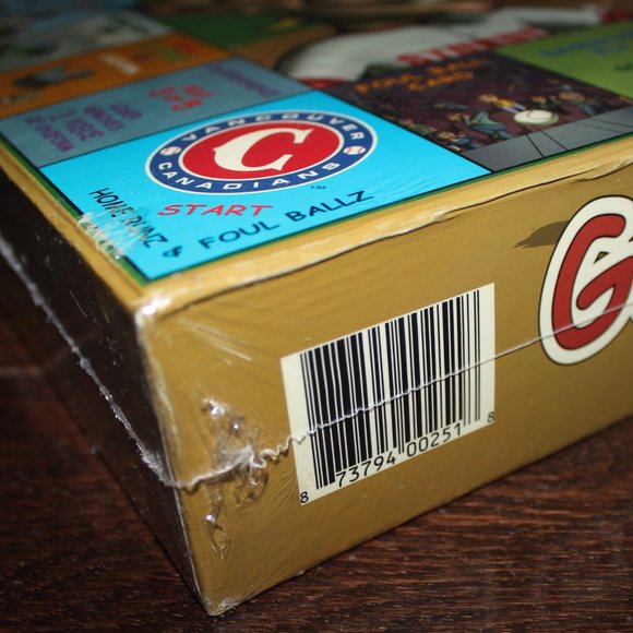 new GRIDDLY HEADZ™ Baseball Board Game 2005 Vancouver Canadians Special Edition - Picture 4 of 11